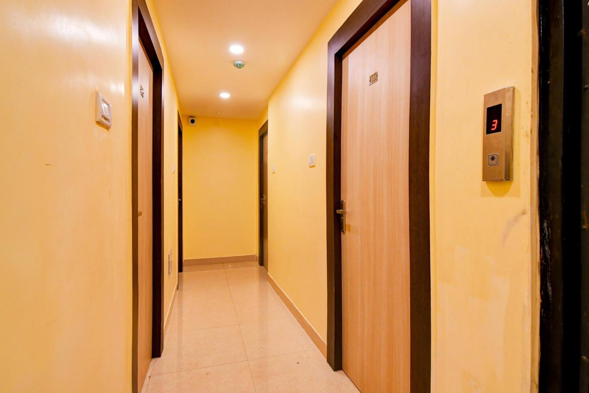 Hotel O Bypass View Kalkutta Exterior foto